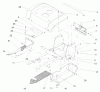 Toro 72050 (265-H) - 265-H Lawn and Garden Tractor, 2000 (200000001-200999999) Pièces détachées FENDER & FOOTREST ASSEMBLY